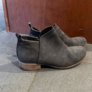 TOMS suede gray booties women’s size 8